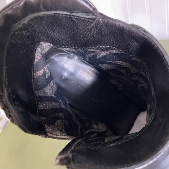 Aquatalia Weatherproof Heeled Ankle Boots in Black Leather & Suede - Picture 12 of 15